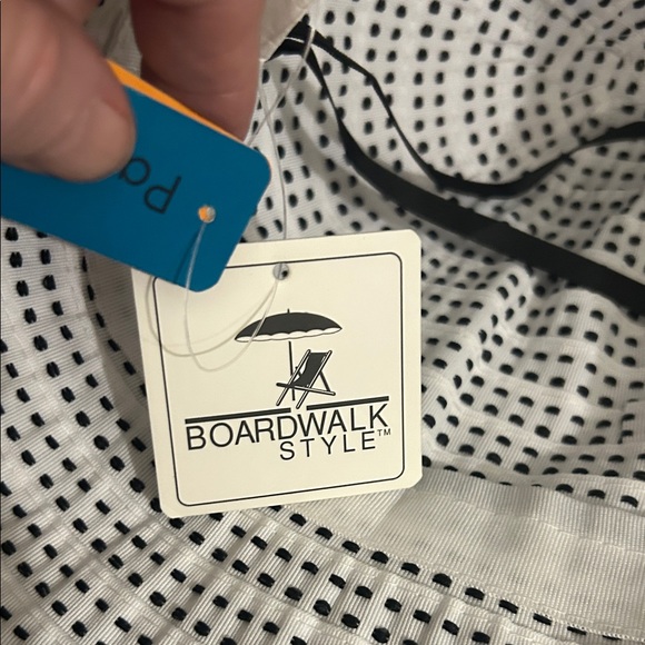 NWT Wallaroo Scrunchie Boardwalk-Style Packable Adj. Sizing Polka Dot Sun Hat main image 9